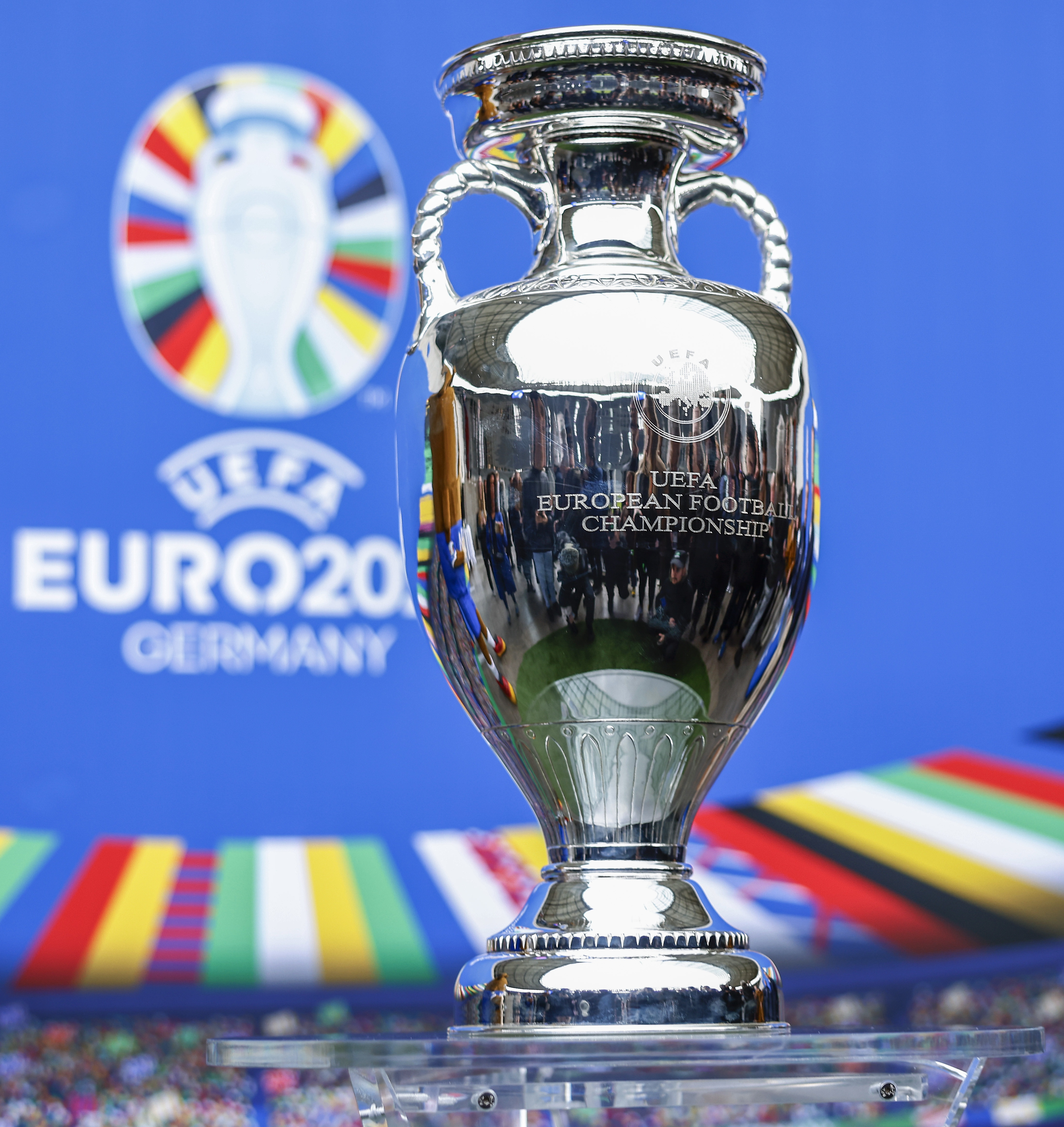 欧洲杯小组赛共产生81个进球，比赛1-30分钟30个，90+分钟10个